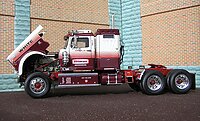 white_road_boss_025.jpg