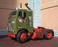 white_freightliner_coe_4x2_cf_002.jpg