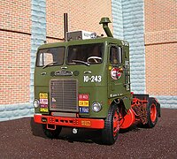 white_freightliner_coe_4x2_cf_034.jpg