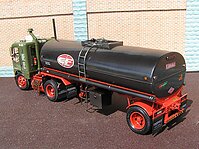 white_freightliner_coe_4x2_cf_47.jpg