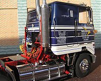 white_road_commander_2_025.jpg
