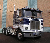 white_road_commander_2_031.jpg