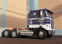 white_road_commander_2_033.jpg