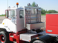 Mack_DM_600_0010.JPG