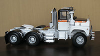 Mack_dm600_002.jpg