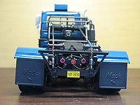 Mack_dm800_006.jpg