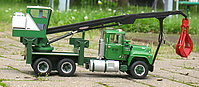 Mack_r685_006.jpg
