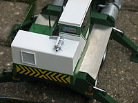 Mack_r685_007.jpg