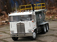 kenworth_k-123_003.jpg