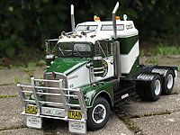 kenworth_s900_001.jpg