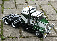 kenworth_s900_011.jpg
