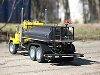 peterbilt_353_002.jpg
