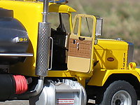 peterbilt_353_023.jpg