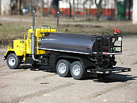 peterbilt_353_028.jpg