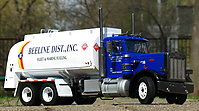 Имя файла=peterbilt_359_tank_truck_002.jpg
Размер файла=136КБ
Размеры=1024x570
Дата=05 Май, 2023 peterbilt_359_tank_truck_002.jpg