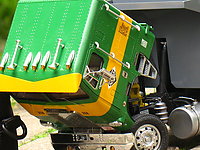 white_freightliner_dump_truck_022.jpg
