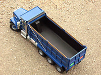 freightliner_heavy_dumper_truck_006.jpg