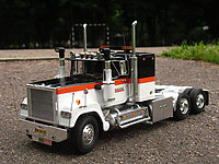 mack_superliner_011.jpg