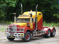 mack_valueliner_003.jpg