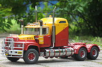 mack_valueliner_004.jpg