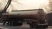 white_freightliner_008.jpg