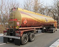 white_freightliner_031.jpg