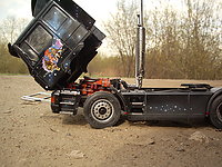 man_f2000_011.jpg