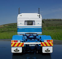 mack_superliner_australia_001.jpg