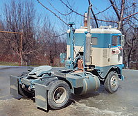 white_freightliner_009.jpg