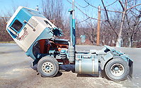 white_freightliner_012.jpg